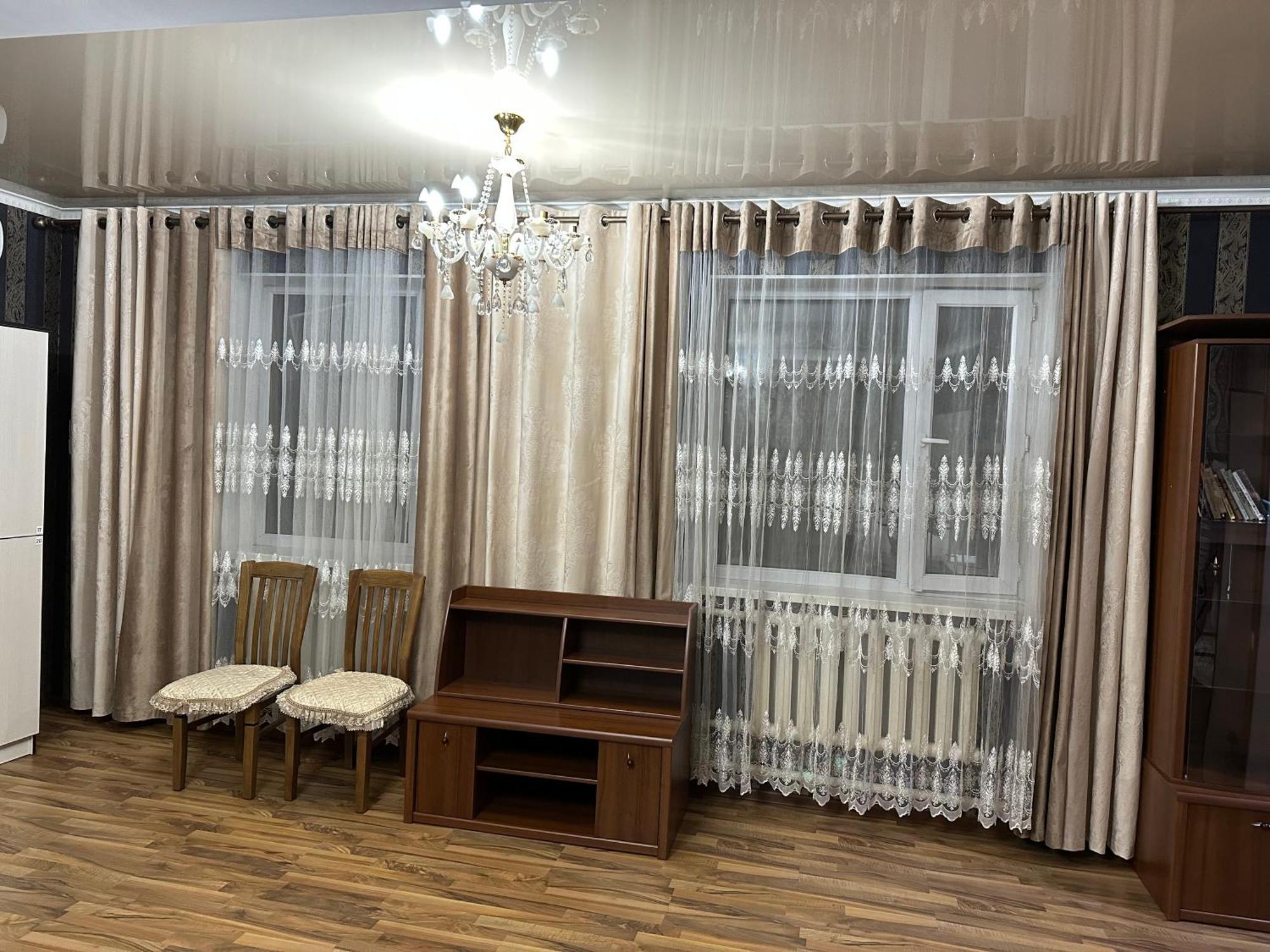 Hostel 4U Bishkek Exterior photo